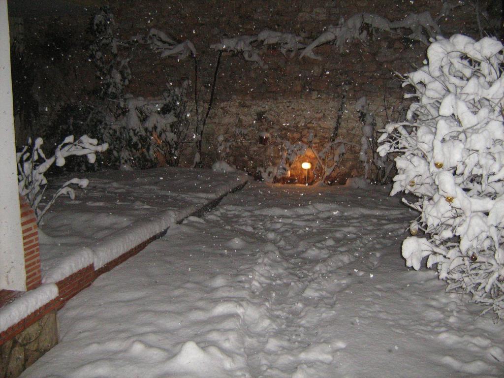 Filoxenia Apartment Levidhion Bagian luar foto