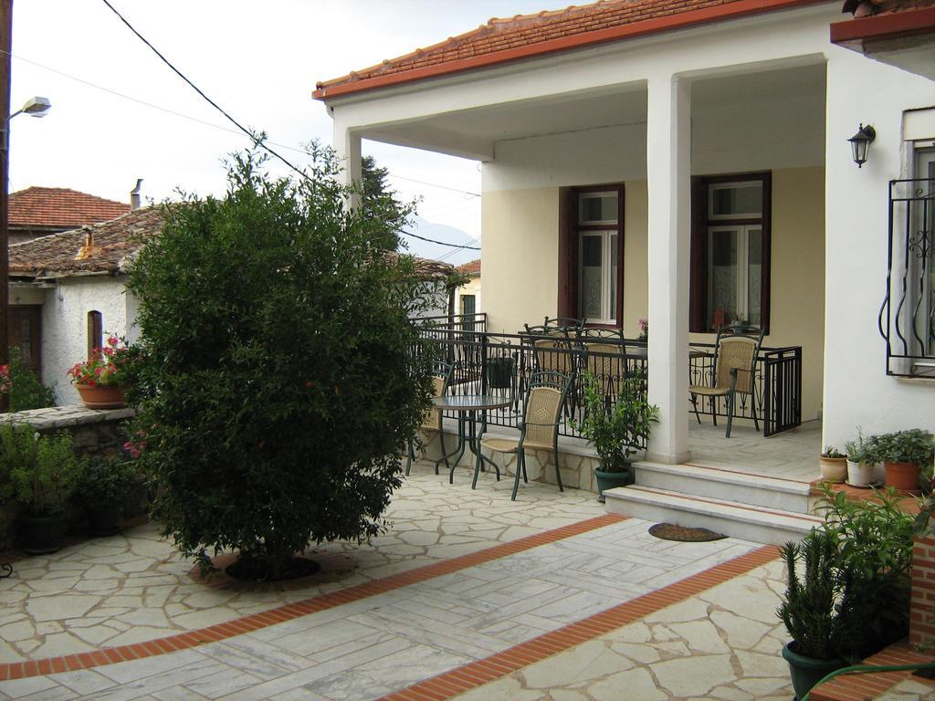 Filoxenia Apartment Levidhion Bagian luar foto