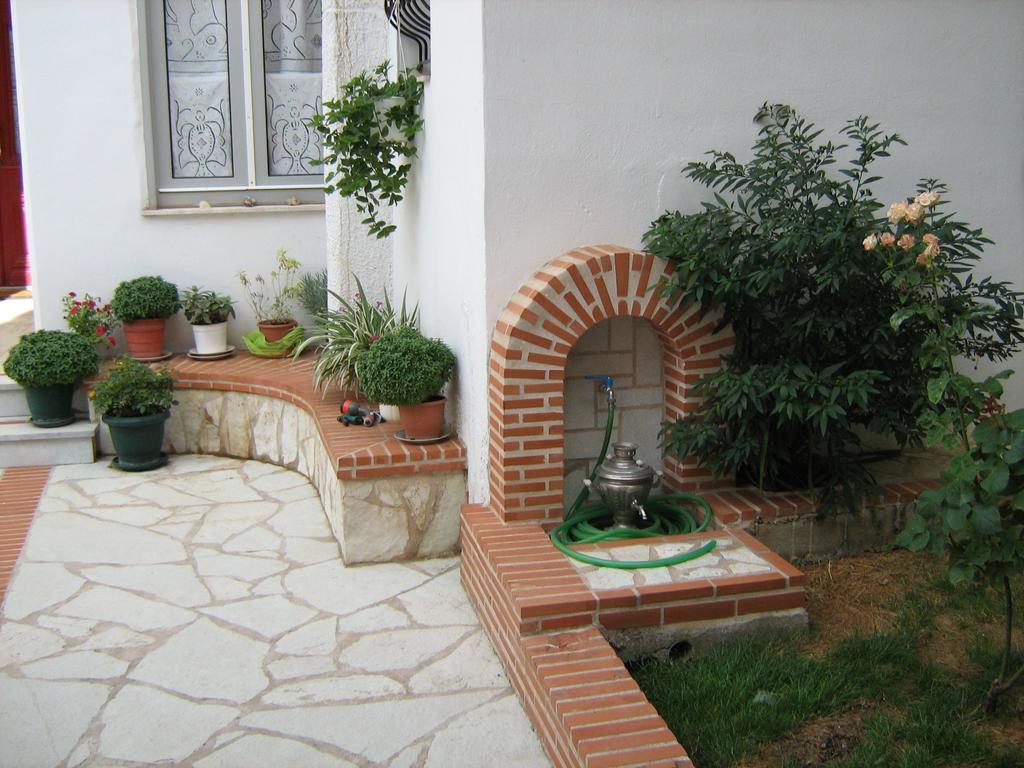 Filoxenia Apartment Levidhion Bagian luar foto