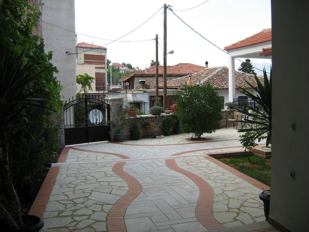 Filoxenia Apartment Levidhion Bagian luar foto